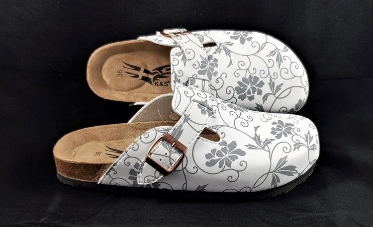 KS116S  Silver Flowers