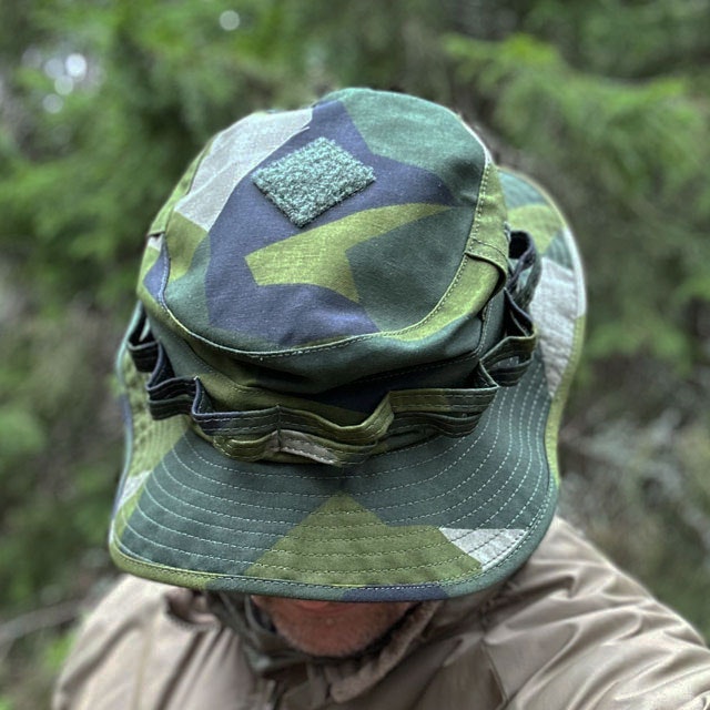 Floppy Hat M90 NCWR from TAC-UP GEAR seen on model with bent head and showing the top