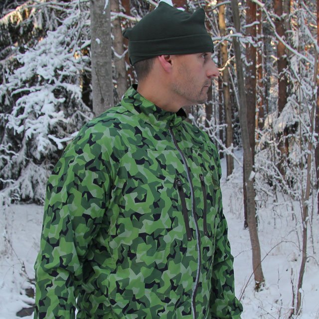 Swedish winter photoshoot of a Running Jacket M90 MI.