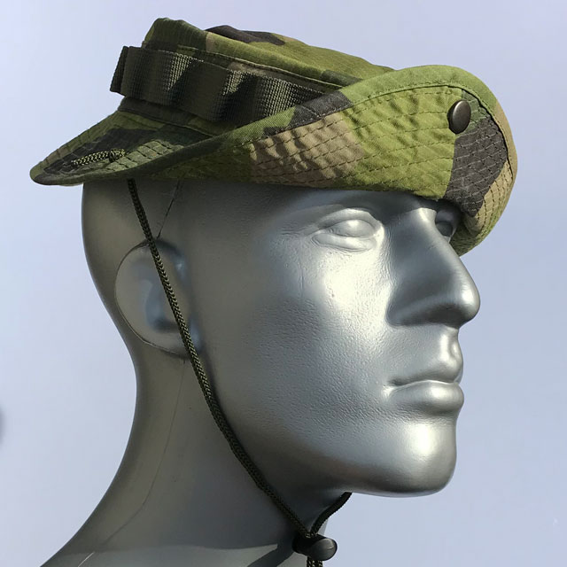 Navy Seal way to wear the brim on a Boonie Hat M90.