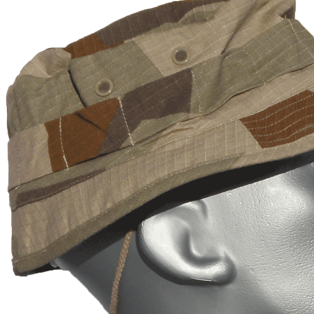 Close up on the side of a Bush Hat M90K Desert.