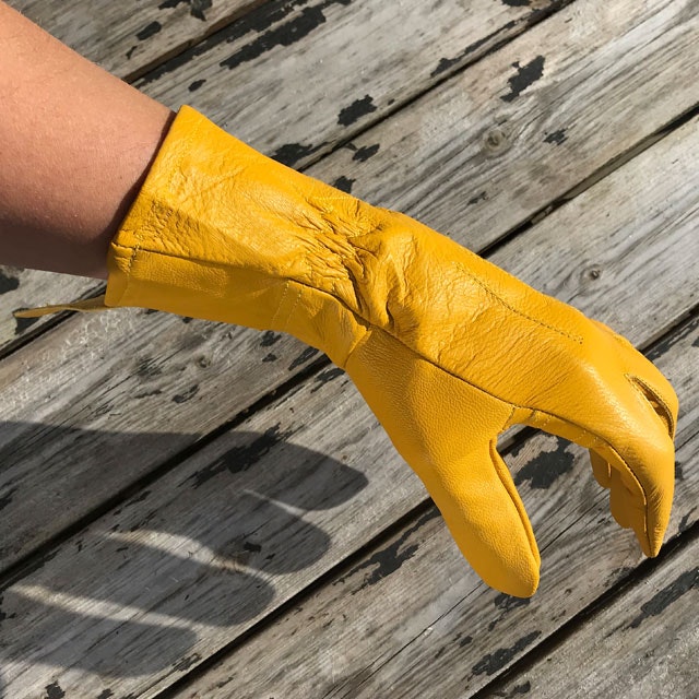 Beautiful and shiny 100% goatskin Bushcraft Leather Glove.