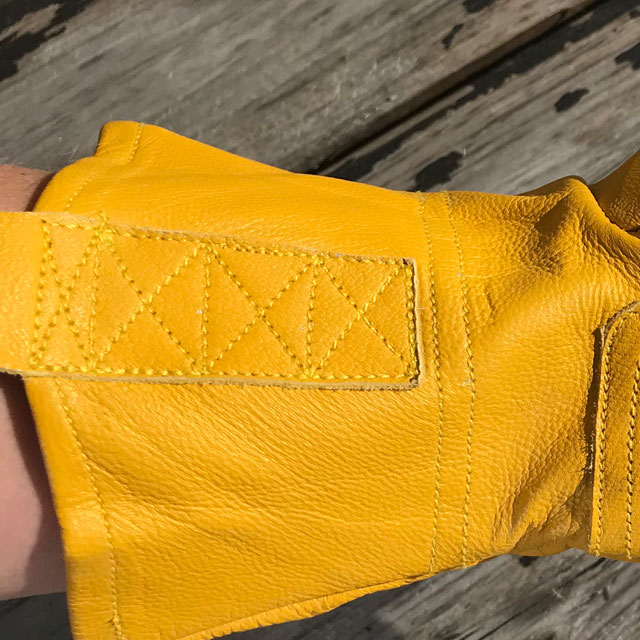 Great tripple stitching on a Bushcraft Leather Glove.