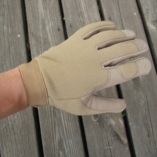 DZ Glove Tan stretchable upper.