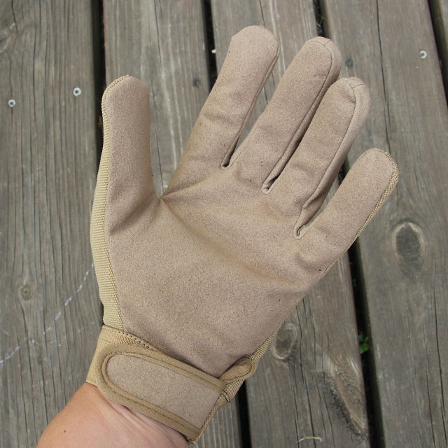 DZ Glove Tan palm area.