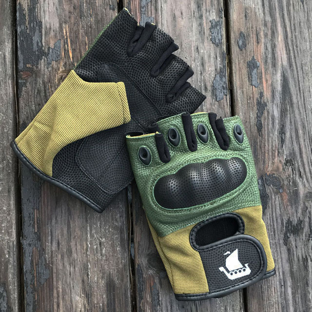 2 Short Finger Tactical Glove Green gloves.