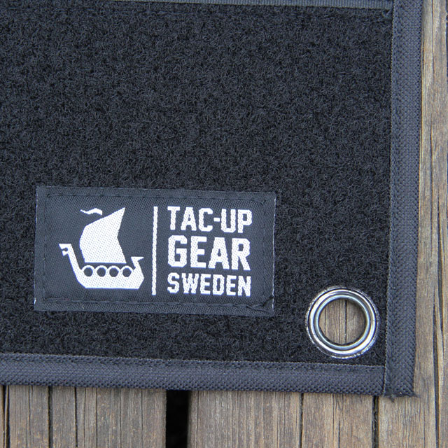 Tac-Up Gear logo on the Kardborre Wall Mat Display Black.