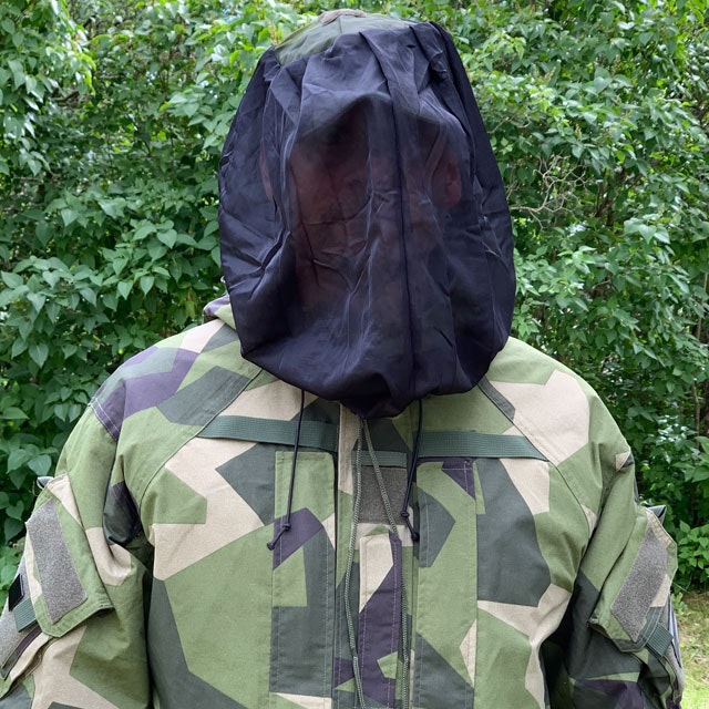 Front view of a Mosquito Head Net Black/M90