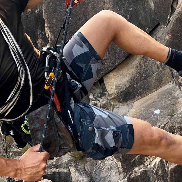NEPTUNE Shorts M90 Grey and rapelling harness and gear