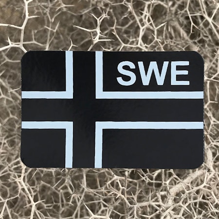 IR - SWE Flagga IFF Svart/Grå