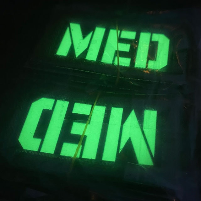 IR - MED Black-Green Reversible Glow Hook Patch