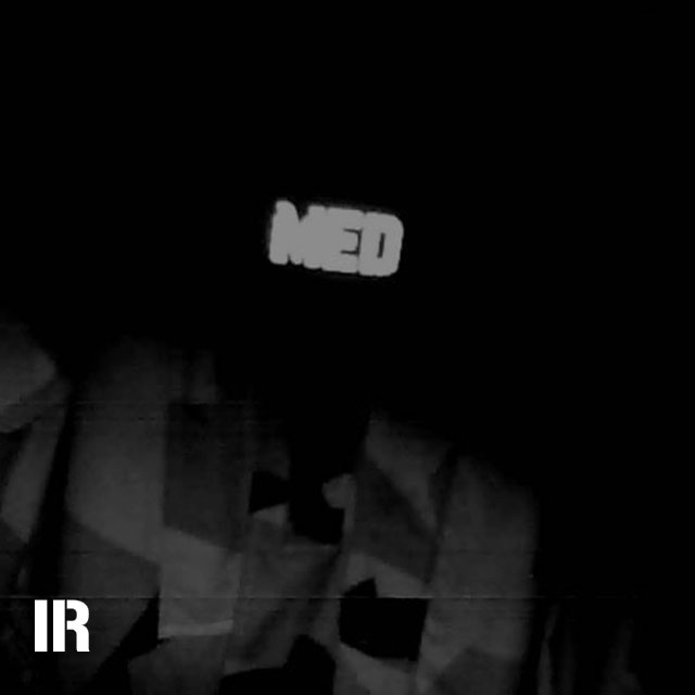 A IR - MED Black-Green Reversible Glow Hook Patch seen through IR Camera