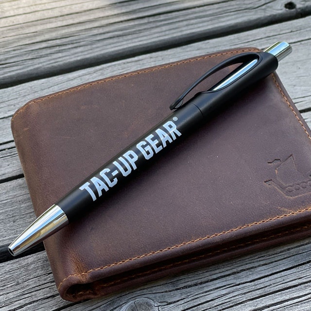 A Pen EDC Black from TAC-UP GEAR seen from an angle