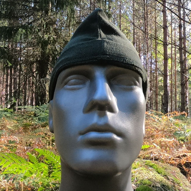 Recce Flece Cap seen in the Swedish forest on Manequin_3