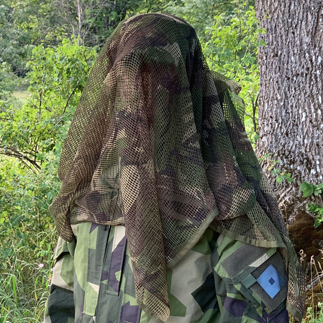 Full fromt view of a Scrim Net Scarf DPM