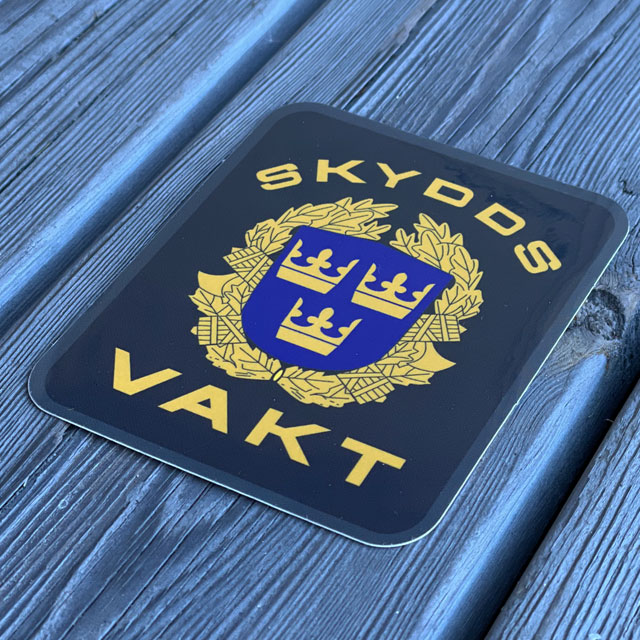 Sticker Skyddsvakt seen from an angle
