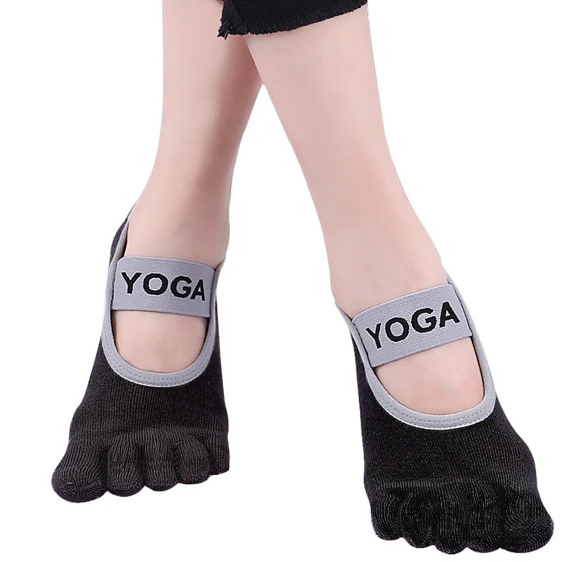 Liukastumista estävät varvassukat YOGA, MUSTA