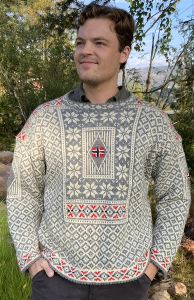 Frøken Vrangs Heia-Norge-genser