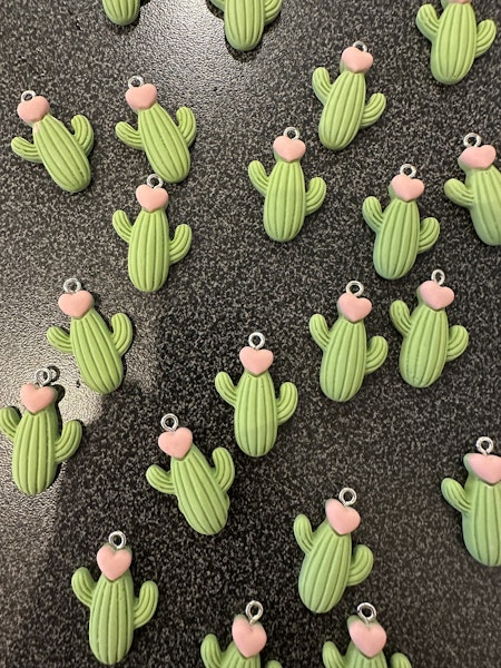 BERLOCK GRÖN KAKTUS MED HJÄRTA