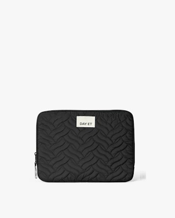 DAY - Gweneth RE-Q Lush Folder "13