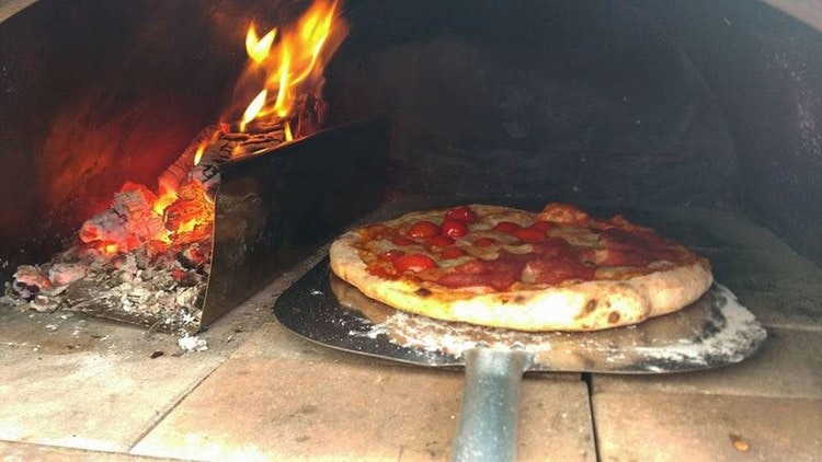 Reservsten till  Pizzaugn isolerad  Portugal inox
