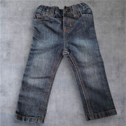 - Storlek 80 -
