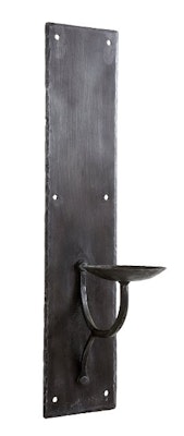 Vägghängd ljushållare