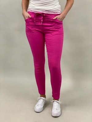 Magisk byxa cerise