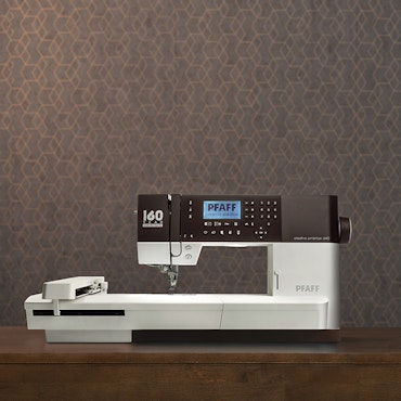 Pfaff creative ambition™ 640 sy- och brodérmaskin