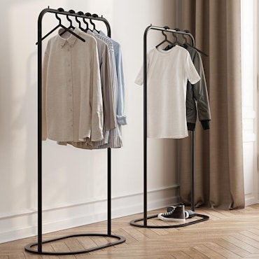 Illusion hanger