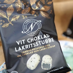 Lakrits-stubbe, vit choklad