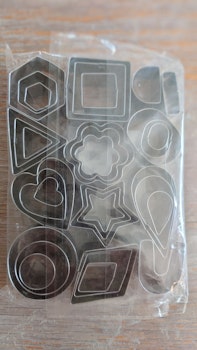 Stansar metall