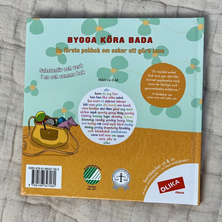 Pekbok med mångfald, Leka inne från Olika förlag, bok för barn från 0 år.
