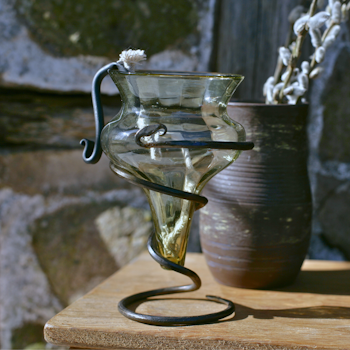 Medeival Oil lamp glas on foot