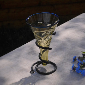 Funnel Beaker Bj 577
