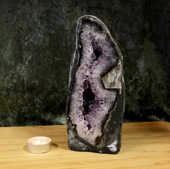 Ametist grotta 2,44 kilo