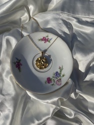 Dahlia necklace guld