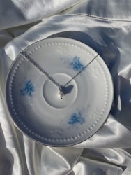 Pearl necklace silver
