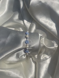 Azure flower bracelet