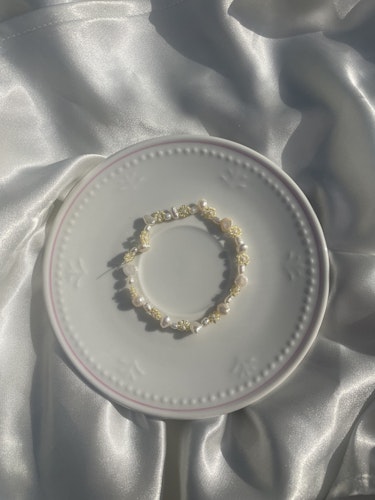 Dandelion bracelet