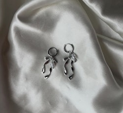 Eyra earrings silver