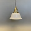 lampa vit opal opalvit liten tygsladd fonsterlampa klockskarm