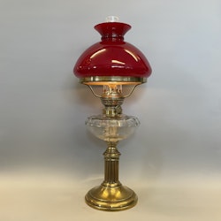 Bordsfotogenlampa med vinröd skärm 14'''