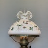 Vacker urnfotogenlampa med handmålad vestaskärm 20'''