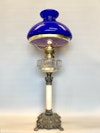 Elegant fotogenlampa på alabasterfot med kungsblå skärm 14'''