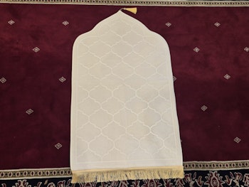 –AGRABAH– | OFFWHITE Tjock Ortopedisk Bönematta