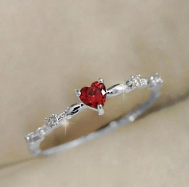 Ring röd strass