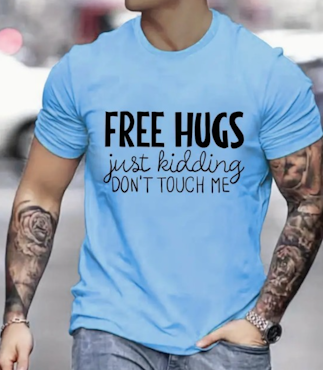 T-shirts Free hugs....