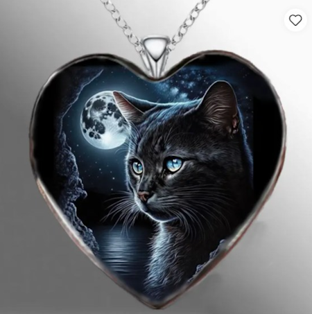 Halsband med svart katt hjärthänge.