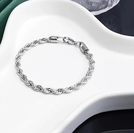 Armband flätat